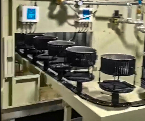 Rail spraying equipment