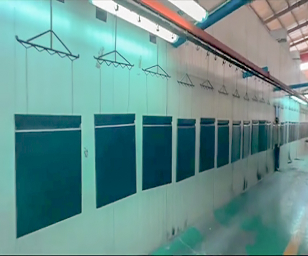 Spray coating assembly line