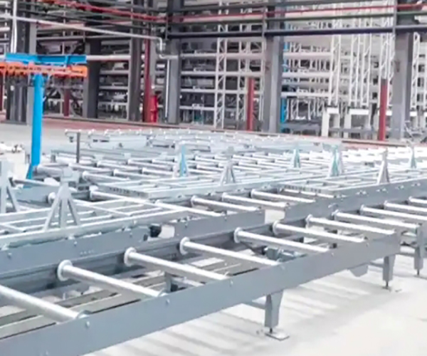 Vertical spraying production l